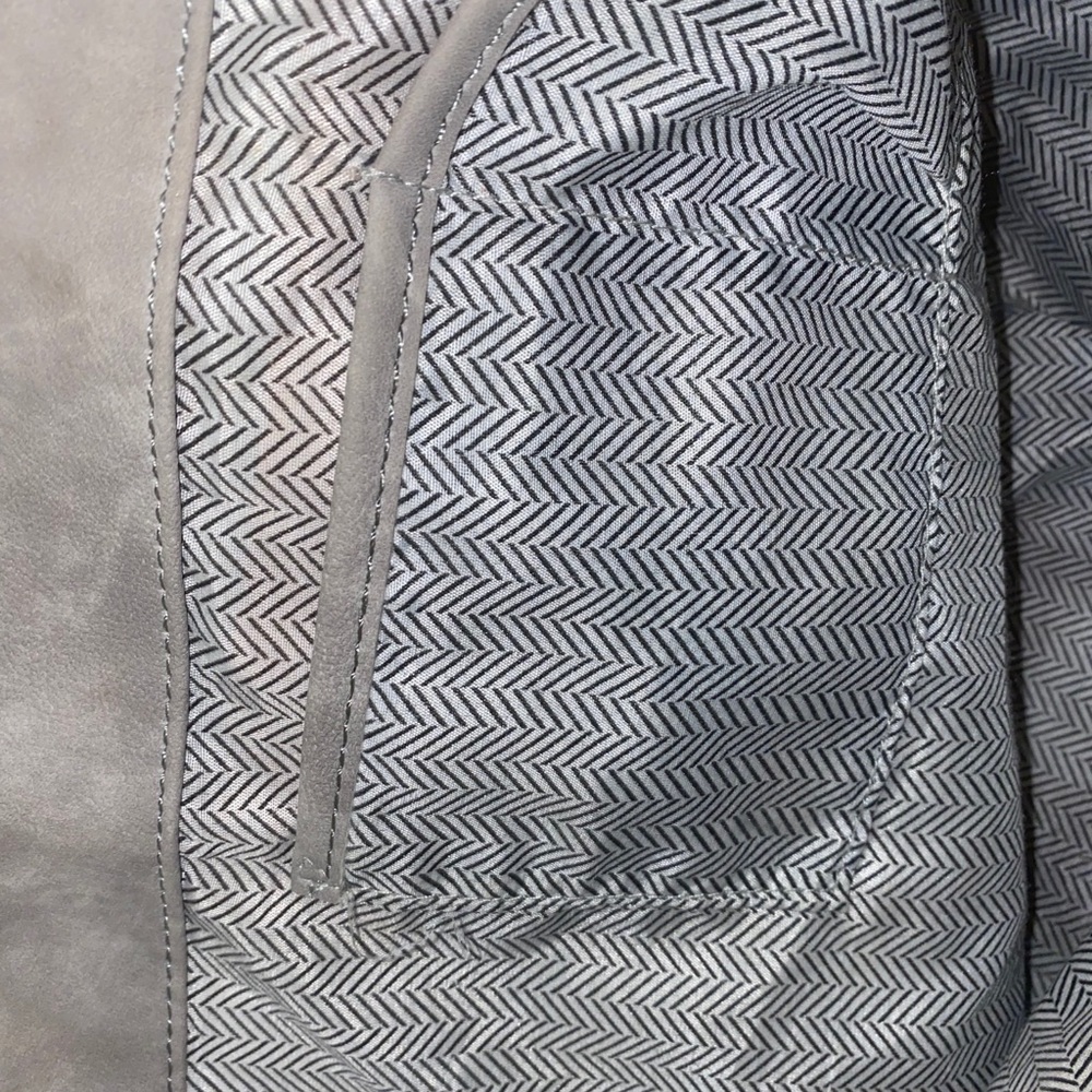 Bag - Picture 2 of 2